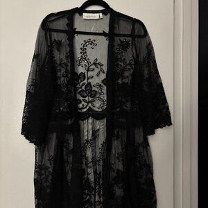 LaBellum by Hillary Scott Sheer Lace Overlay Size L Black